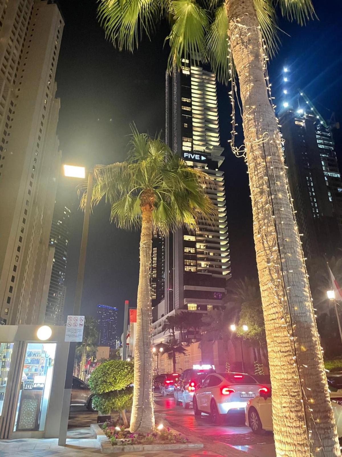 Four Stars Dubai Marina Jbr Hotel Exterior photo